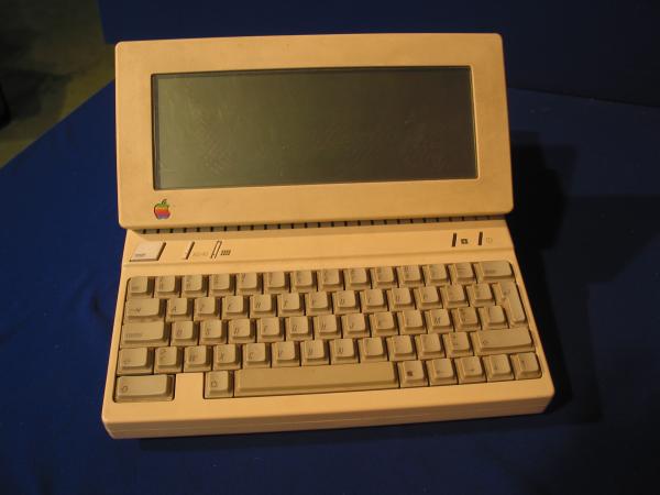 Apple IIc avec écran LCD (1984)